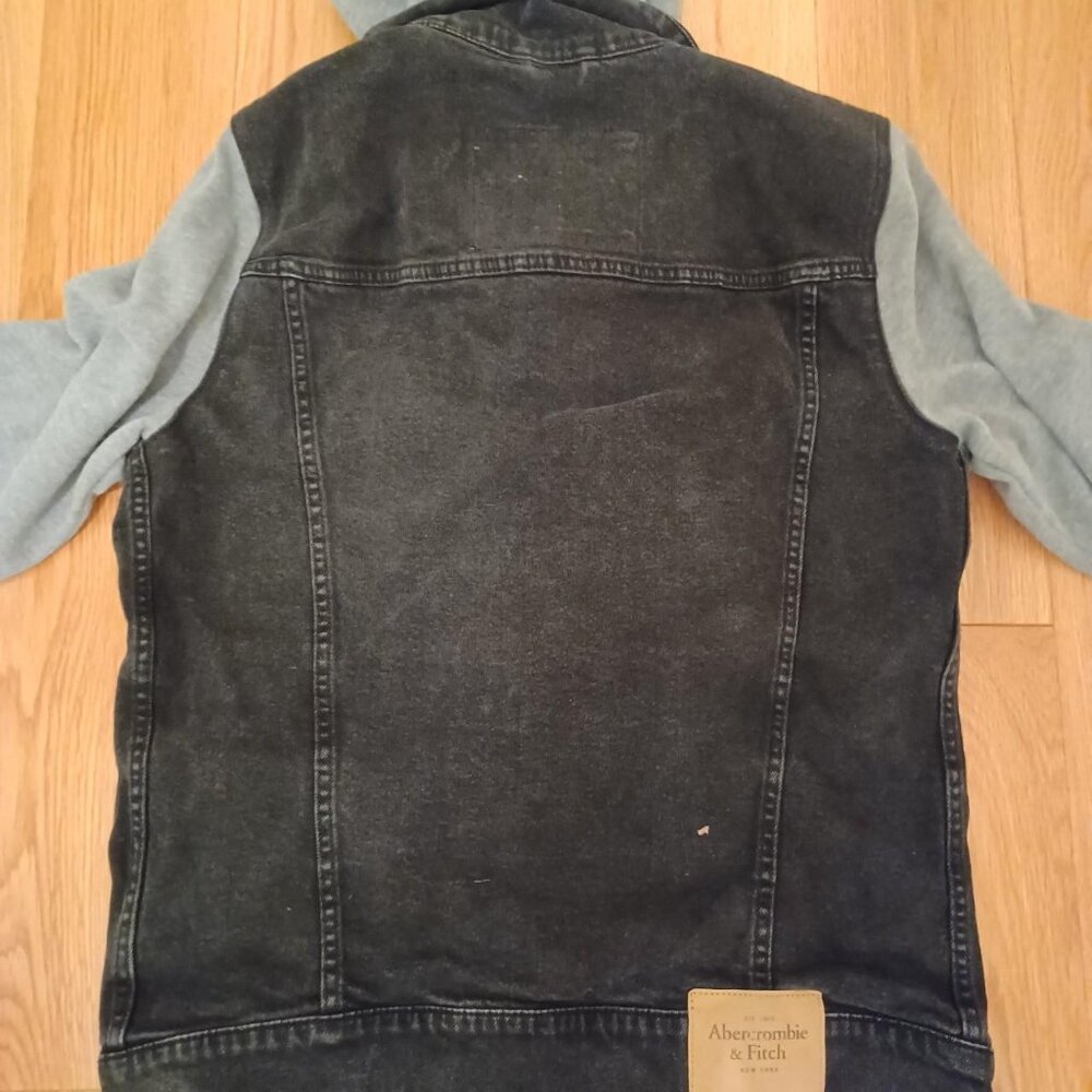 Abercrombie & Fitch Men's Black and Gray Hoodie Jacket - Picture 3 of 7